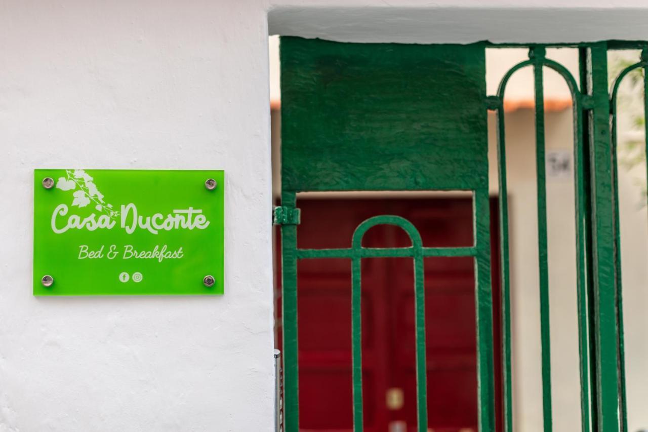Casa Duconte Bed & Breakfast Barletta Bagian luar foto
